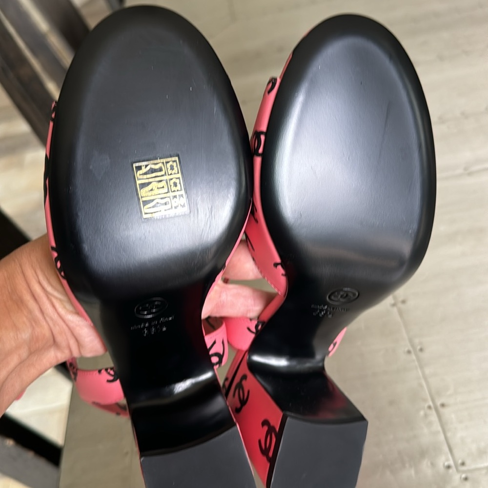 Chanel crazy cc pink black sandal pump logo shoes with box and dustbag sz 38.5 - Picture 8 of 9